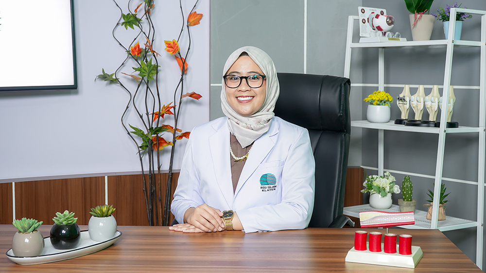 dr. Phitra Sekar Dianggra, Sp.GK