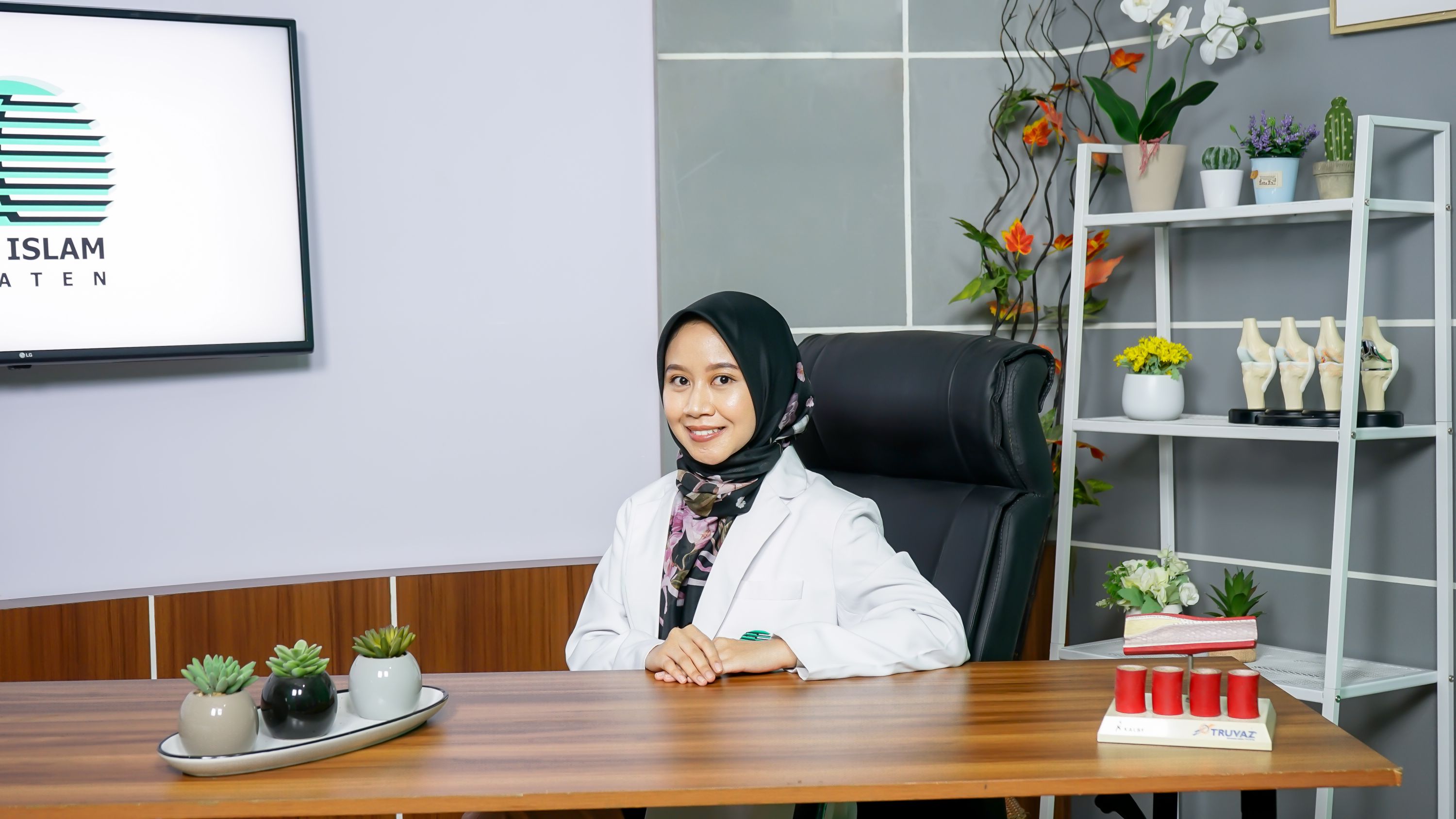 dr. Aldina Shiena Fernanda, MARS